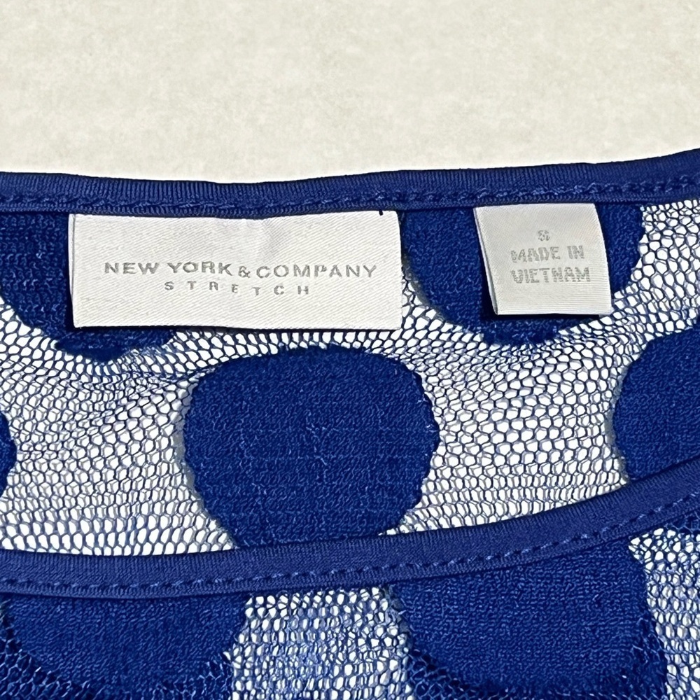 New York & Co. - Womens Sleeveless Blue Top Sz. SM - Picture 4 of 6